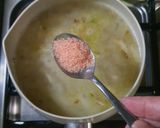 Foto langkah ke 3 dari resep Sup Sumsum Akar Teratai.
