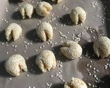 Foto langkah ke 4 dari resep Onde-Onde Ketawa Keju Crunchy.
