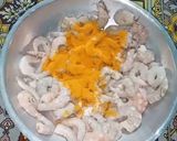 A picture of step 2 of Shrimp Curry.