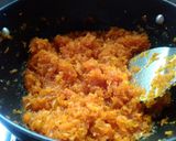 A picture of step 4 of Gajar ka halwa.