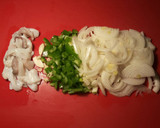 Foto del paso 1 de la receta: Arroz caldoso con almejas y sepia