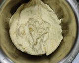 A picture of step 2 of Ulunthu vadai.