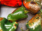 Rajas en crema con elote y pollo