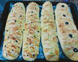 A picture of step 4 of Chicken fajita bread.