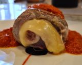 Foto del paso 8 de la receta Solomillo de cerdo relleno de jamón y queso con salsa de piquillos