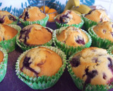 Foto del paso 4 de la receta: Muffins de yogur con arándanos y granada