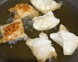 Foto langkah ke 4 dari resep Crab Rangoon.