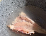 Foto del paso 2 de la receta: Consomé de Pollo
