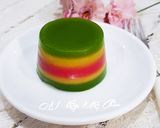 A picture of step 4 of Three-Color Steamed Layer Cake (Bánh da lợn tam sắc).