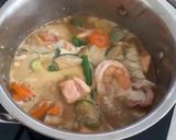 A picture of step 2 of Green Curry Seafood with Tagliatelle.