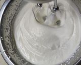 Gesztenyés mascarponés torta meggyzselével a tetején recept fázis 4 fotója