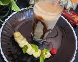 A picture of step 4 of Candi banana shake.