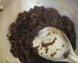 A picture of step 3 of Chikoo Halwa.