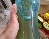 Foto langkah ke 2 dari resep Mint and Lime Squash.