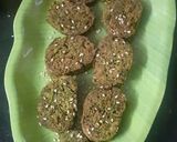 कोथिंबीर वडी (Kothimbir Vadi Recipe In Marathi) रेसिपी स्टेप 5 फोटो 