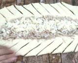A picture of step 11 of Stuffed Chicken Bread.