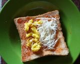 Foto langkah ke 4 dari resep Roti bakar isi scramble egg.