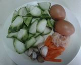 รูปขั้นตอนการทำที่ 1 ของ บวบผัดไข่ไก่สับ