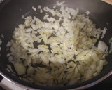Foto del paso 2 de la receta: Risotto de setas shiitake y espinacas con trufa