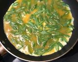 Foto langkah ke 4 dari resep Buncis Cah Telur.