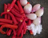 Foto langkah ke 2 dari resep Sambalado Telur Khas Minang.