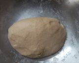 A picture of step 3 of Fulka roti.