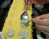 Foto del passaggio 1 della ricetta Ravioli di borragine, ricotta e pistacchi