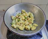 A picture of step 3 of Falahari sukhi bhaji.