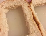 Foto langkah ke 2 dari resep Omelette in a hole.