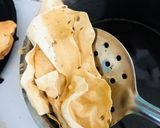 A picture of step 3 of Papad curry.