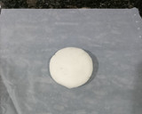 Foto del paso 2 de la receta: Tortillas de maíz (sin tacc y veganas)