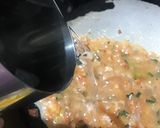 A picture of step 3 of Italian egg soup.