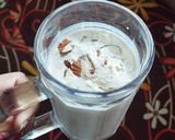 A picture of step 3 of Nuts shake.