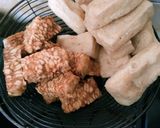 Foto langkah ke 4 dari resep Sambal Goreng Ati Ampela Tahu Tempe.