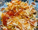 Foto del paso 5 de la receta: Ensalada apio zanahoria tomate y repollo blanco