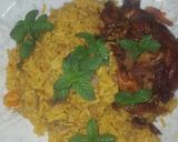 A picture of step 10 of Fried rice with peppered chicken.