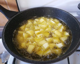 Foto del paso 13 de la receta: Albóndigas de ternera en salsa con guisantes