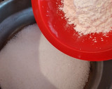 Foto del paso 4 de la receta: Bizcochuelo con relleno de crema de limón🍋