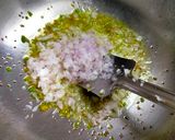 A picture of step 2 of Masala Bhindi.
