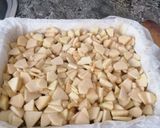 Foto del paso 4 de la receta: Bizcocho de manzana, nueces y pasas