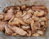 Foto del paso 1 de la receta: 🫚🥭🍗 Pollo al wok con mango y jengibre🫚 🥭🍗