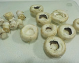 Foto del paso 2 de la receta: Champiñones rellenos con tempura