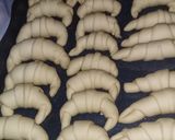 Foto del paso 5 de la receta: Medialunas de aceite. Riquísimas!!!🥐🥐
