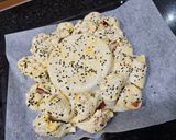 صورة لخطوة 15 من وصفة بف باستري بالنقانق وجبن البري Brie cheese بطريقة مختلفة