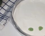 A picture of step 9 of Raw Mango cheese cake...No bake.