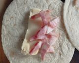 Foto del paso 2 de la receta: Paquetitos express 🫔 de panceta y huevo