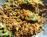 Foto langkah ke 4 dari resep Mie goreng aceh indomie.