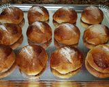 Foto del paso 10 de la receta: Suizos o bollos de leche