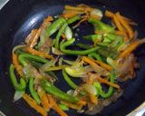 এগ চাউমিন (Egg chowmein recipe in Bengali) রেসিপি ধাপ - 2 ছবি