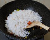 Foto langkah ke 3 dari resep Simple Fried Rice | Nasi Goreng.